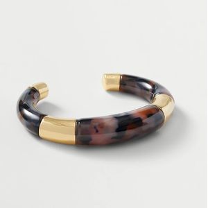 Ann Taylor tortoiseshell print cuff bracelet